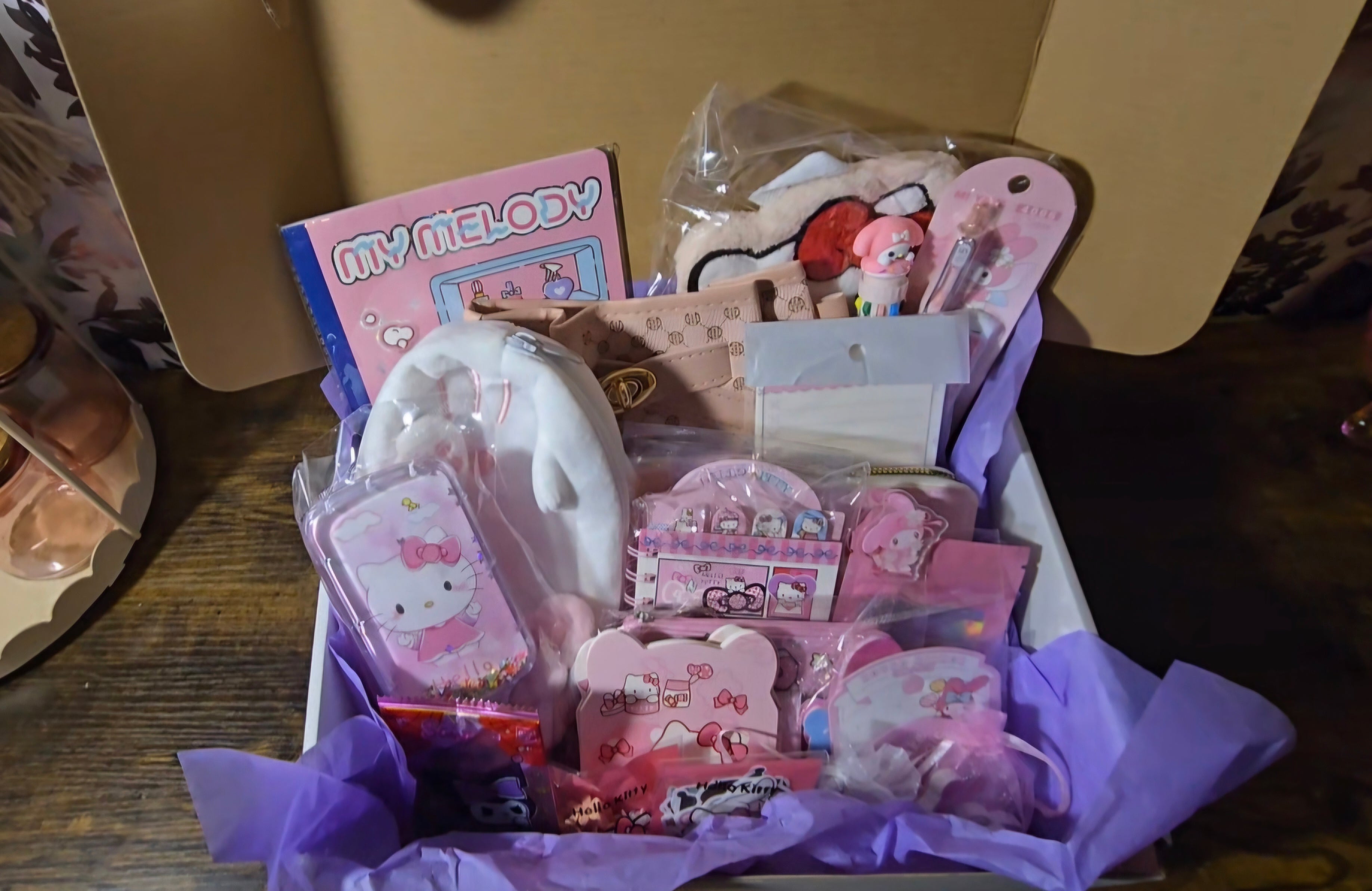 My melody and hello kitty
