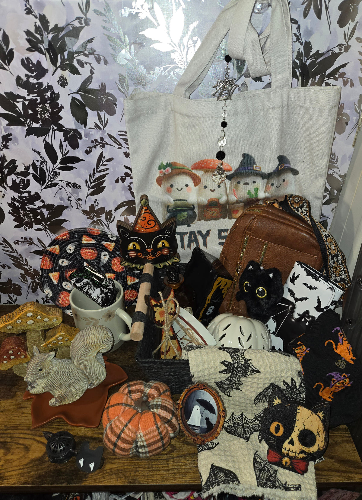 24 capsule mixed Fall and Halloween bundle